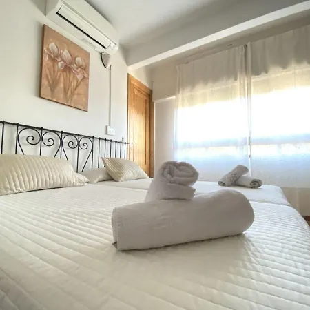 El Castillo Guest house *