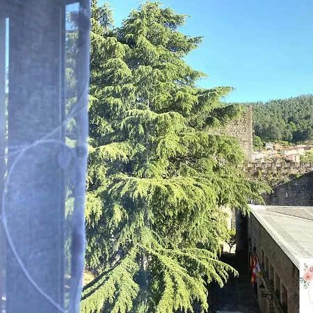 埃尔卡斯蒂洛旅馆 招待所 3*