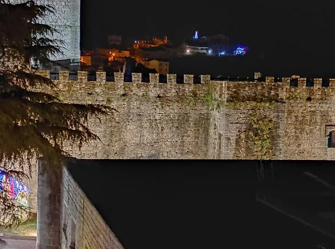 El Castillo Гостевой дом Аренас-де-Сан-Педро